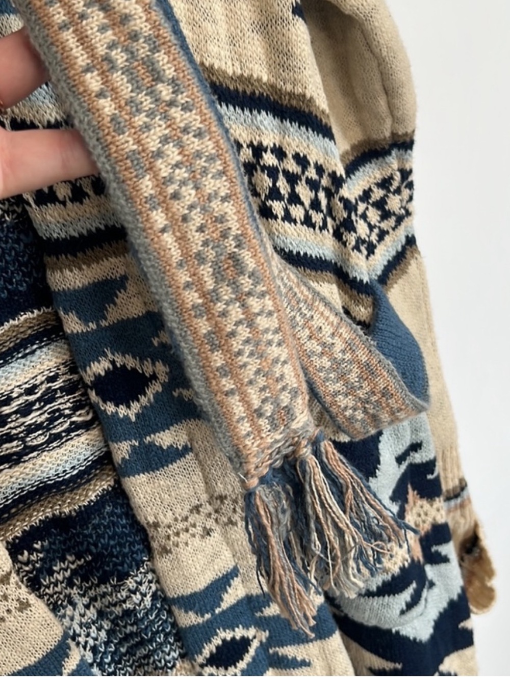Faherty Cream and Blue Southwestern Knit Belted Cardigan - Picture 5 of 8